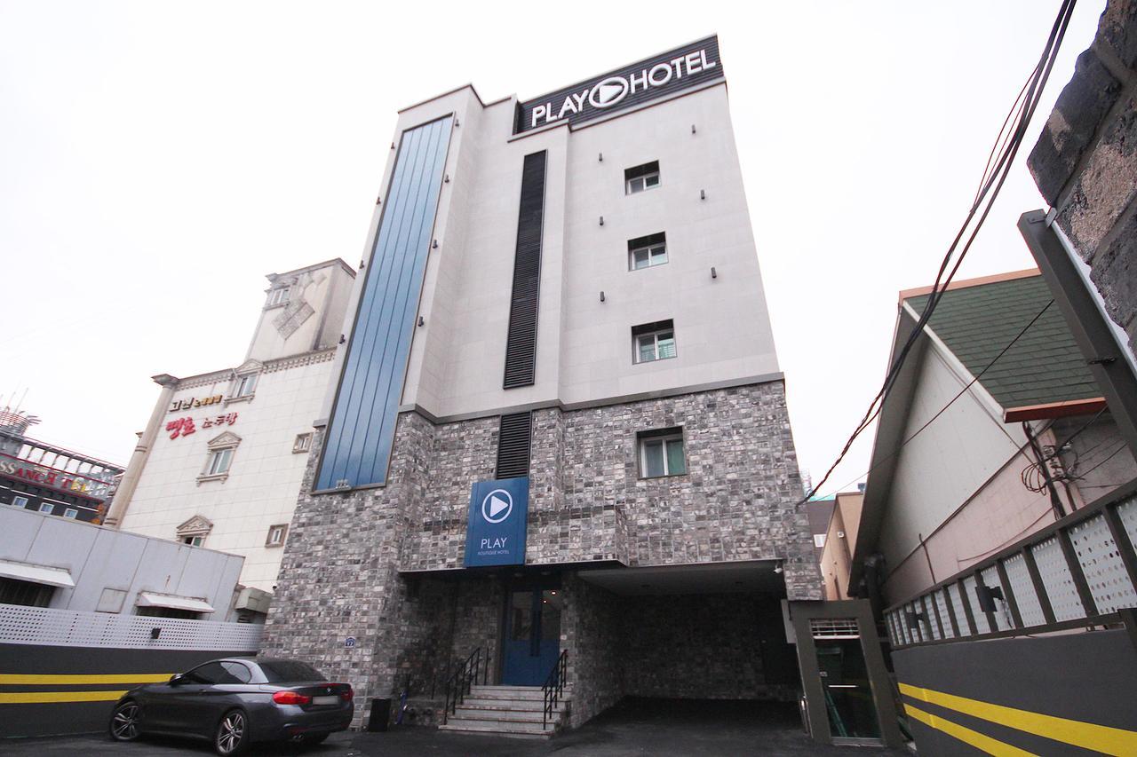 Hotel Play Pchohang Exteriér fotografie