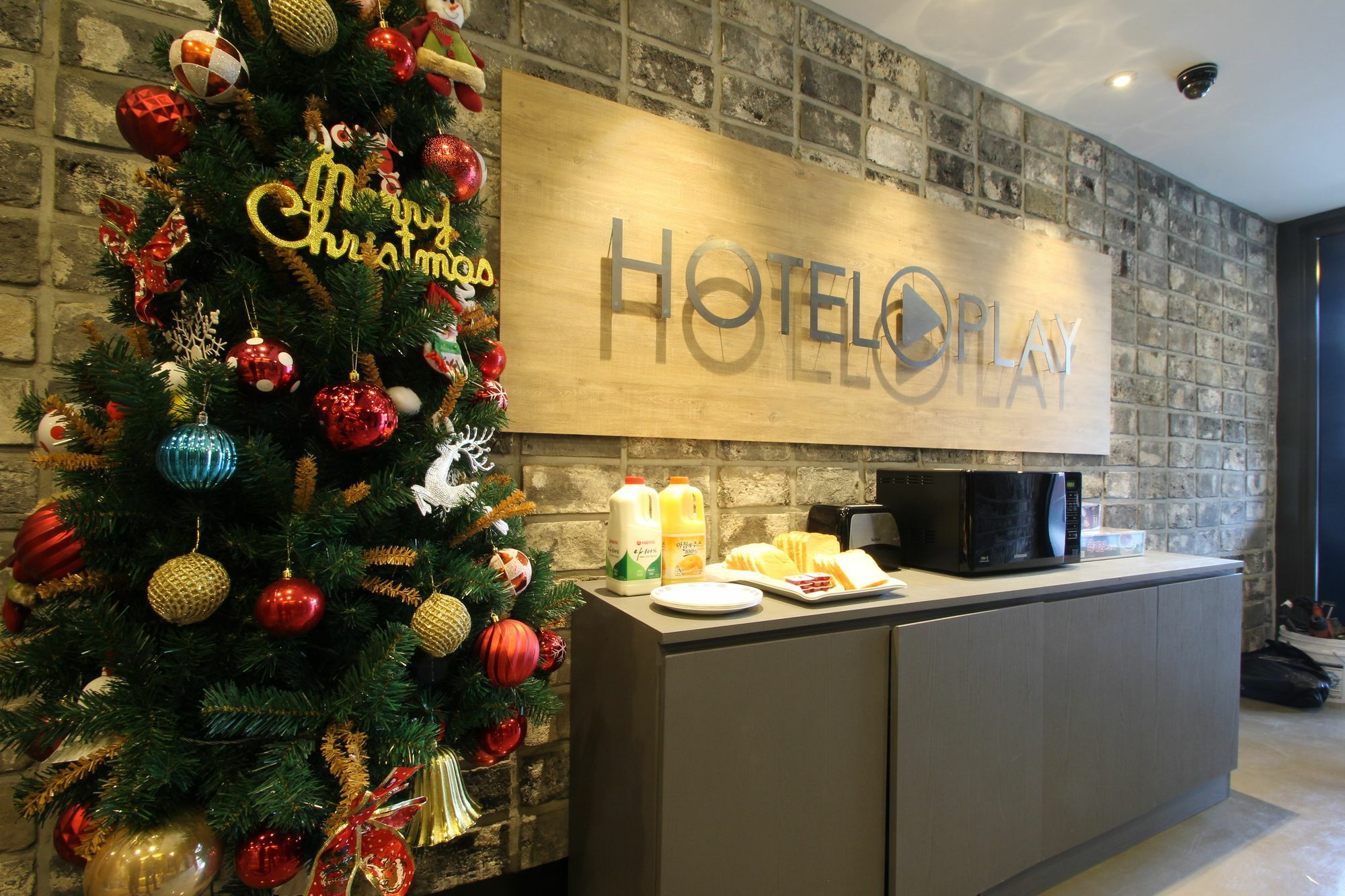 Hotel Play Pchohang Exteriér fotografie
